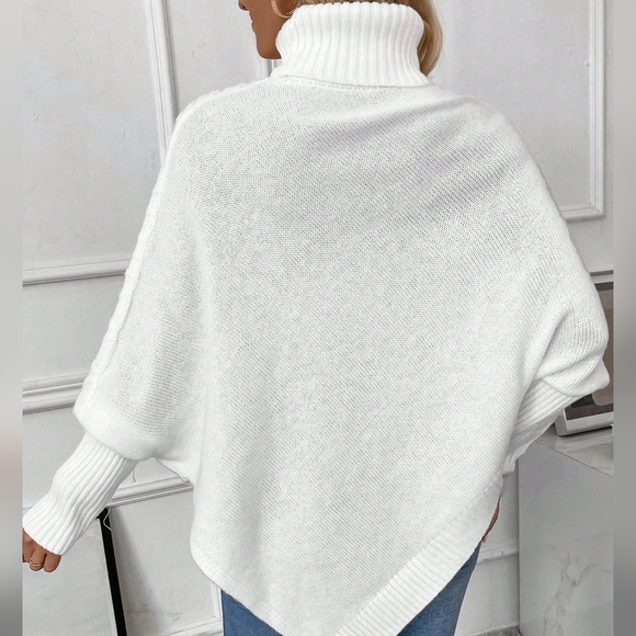 Turtleneck Batwing Sleeve Asymmetrical Hem Cable Knit Poncho - Picture 4 of 6